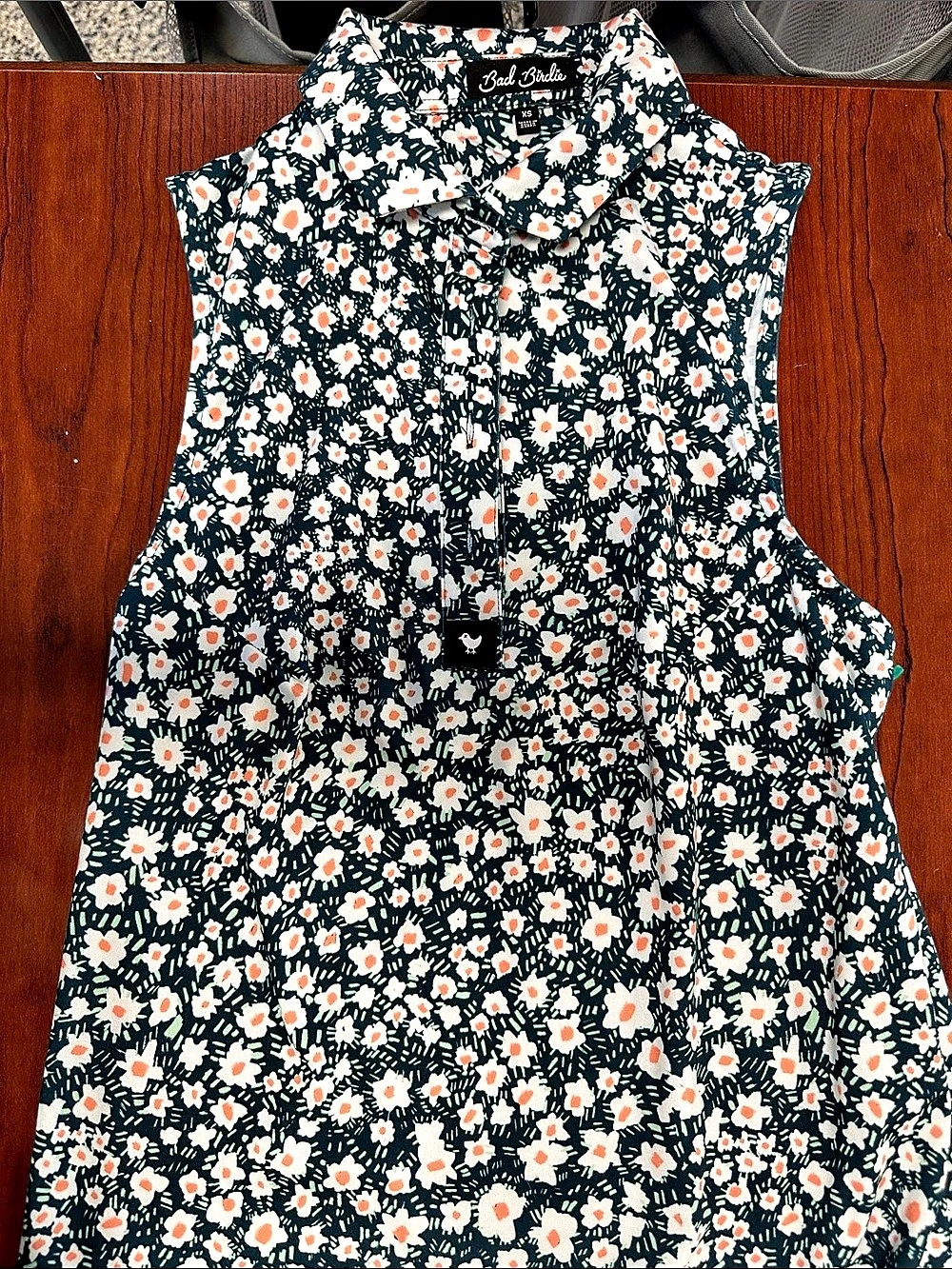 Bad Birdie Spring Showers Sleeveless Polo Floral Blouse Green & White XS